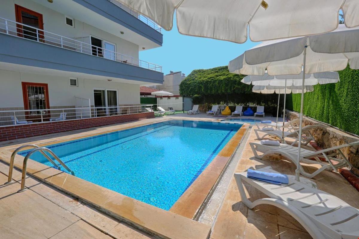 Azak Blue Otel Okurcalar Extérieur photo