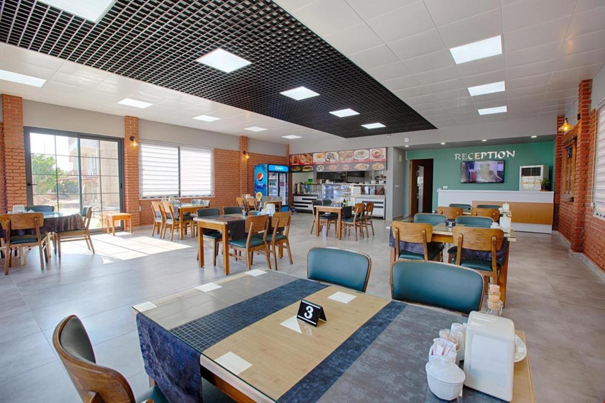 Azak Blue Otel Okurcalar Extérieur photo