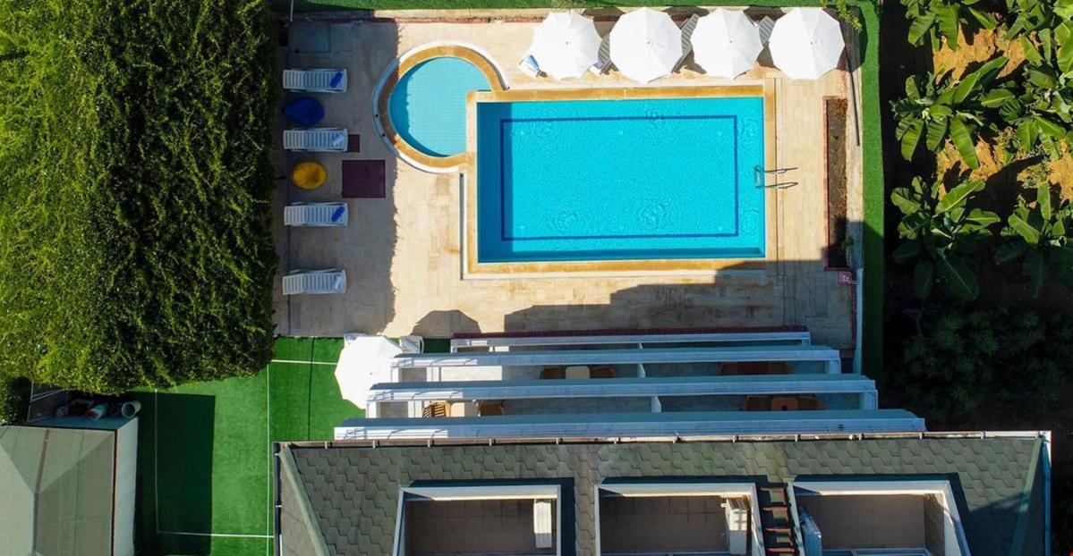 Azak Blue Otel Okurcalar Extérieur photo