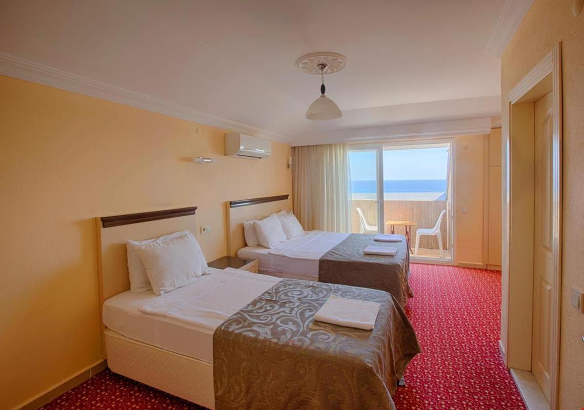 Azak Blue Otel Okurcalar Extérieur photo