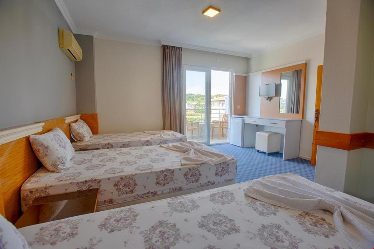 Azak Blue Otel Okurcalar Extérieur photo