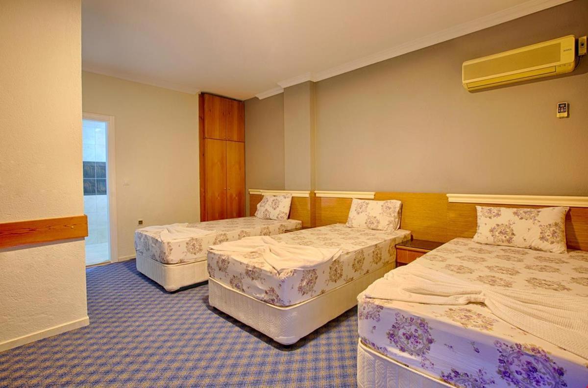 Azak Blue Otel Okurcalar Extérieur photo